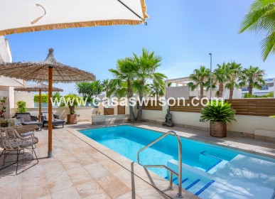 Venta - Chalet - Benijofar