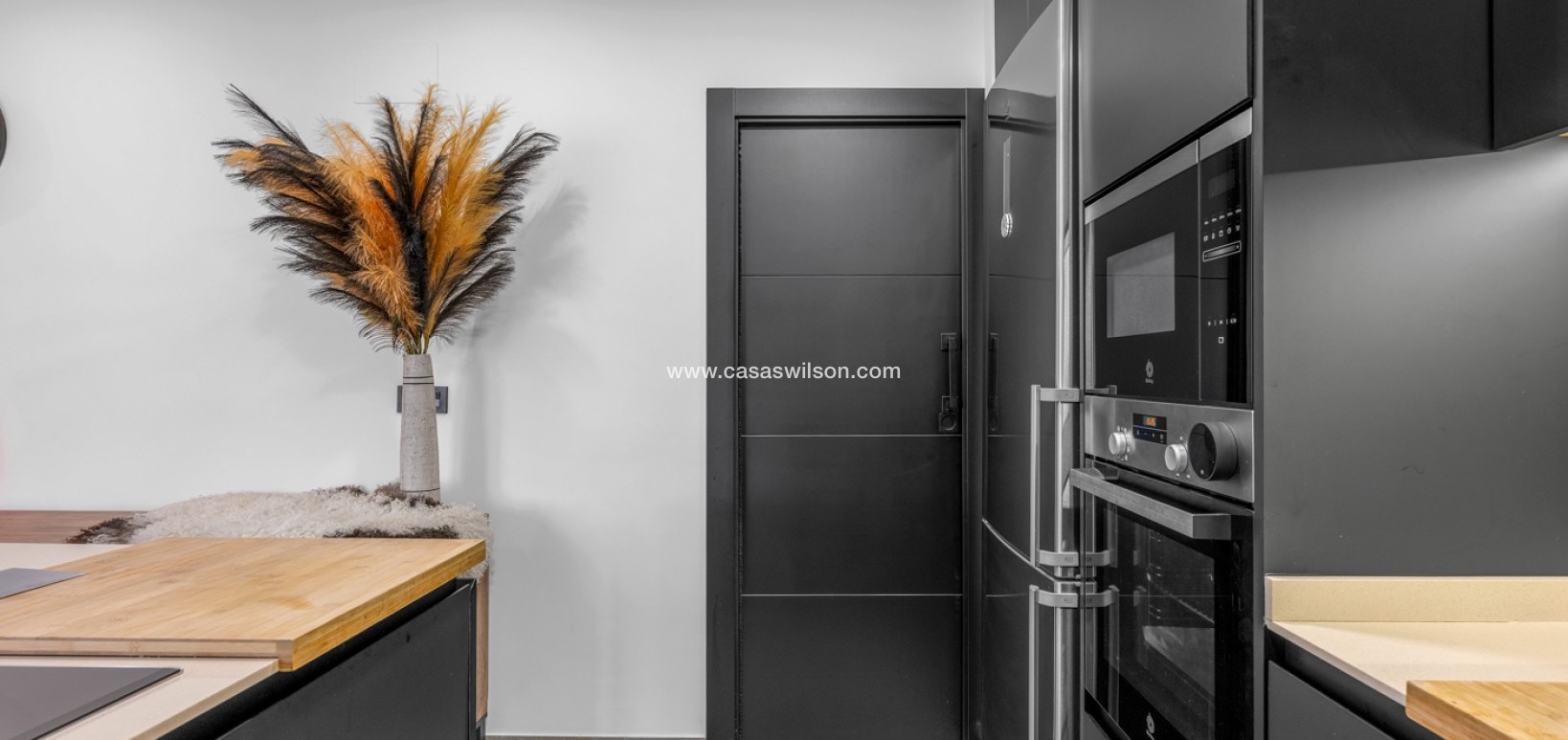 Venta - Chalet - Benijofar