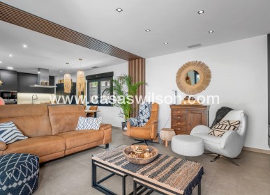 Venta - Chalet - Benijofar