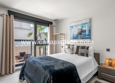 Venta - Chalet - Benijofar