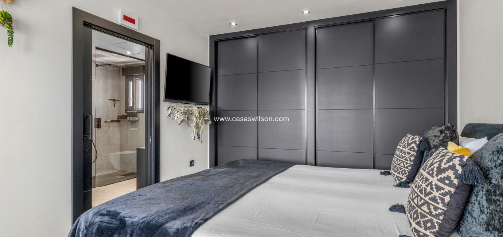 Venta - Chalet - Benijofar