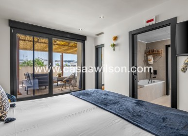 Venta - Chalet - Benijofar