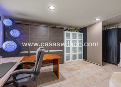 Venta - Chalet - Benijofar