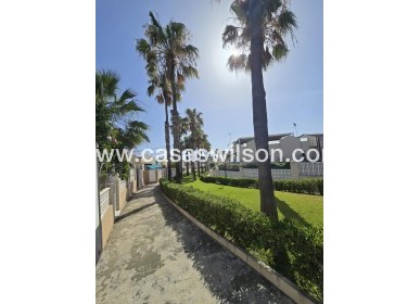 Venta - Bungalow - Torrevieja - Los Balcones - Los Altos del Edén