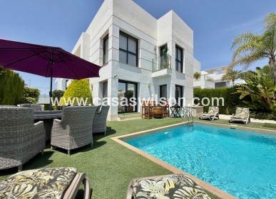 Venta - Chalet - Ciudad Quesada