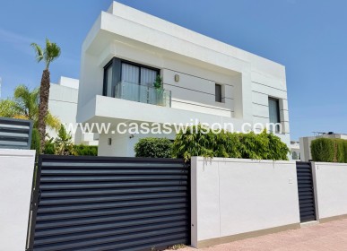 Venta - Chalet - Ciudad Quesada