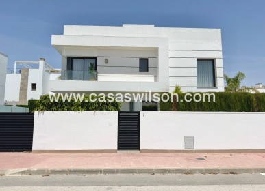 Venta - Chalet - Ciudad Quesada