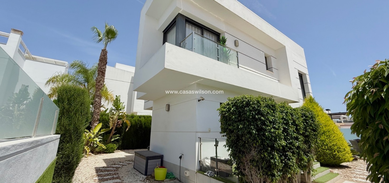 Venta - Chalet - Ciudad Quesada