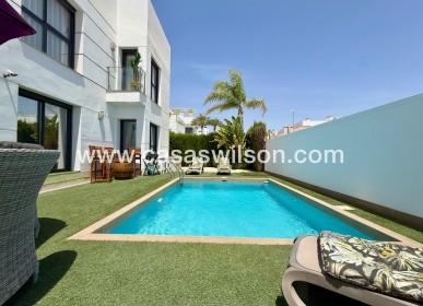 Venta - Chalet - Ciudad Quesada