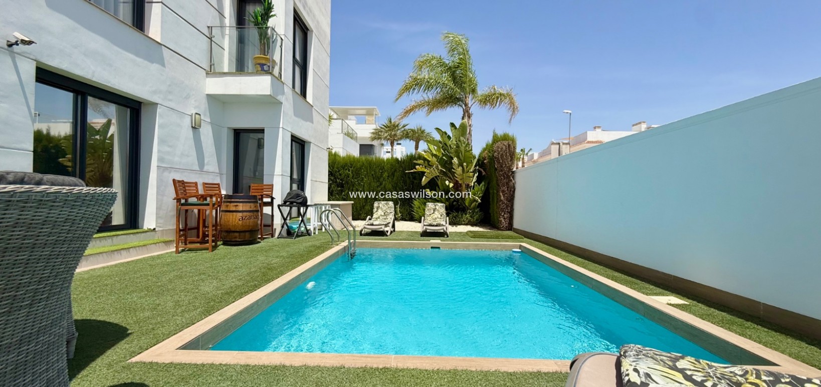 Venta - Chalet - Ciudad Quesada