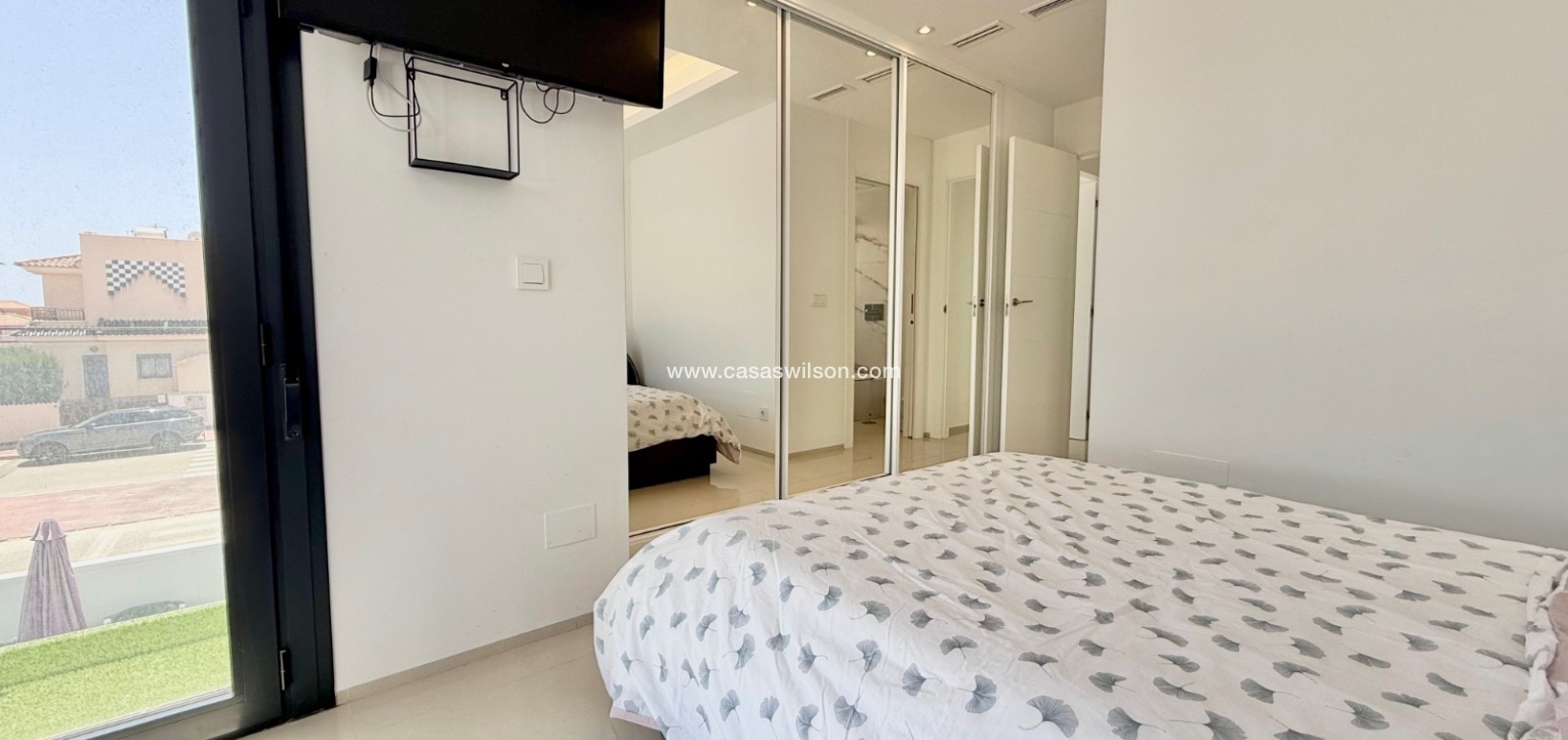 Venta - Chalet - Ciudad Quesada