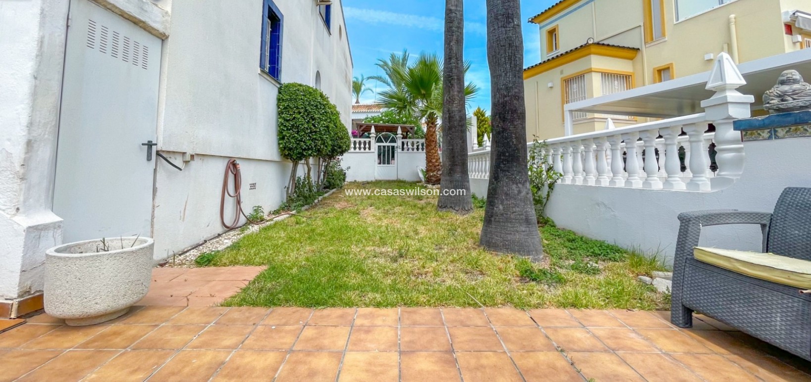 Sale - Townhouse - Orihuela Costa - La Rioja