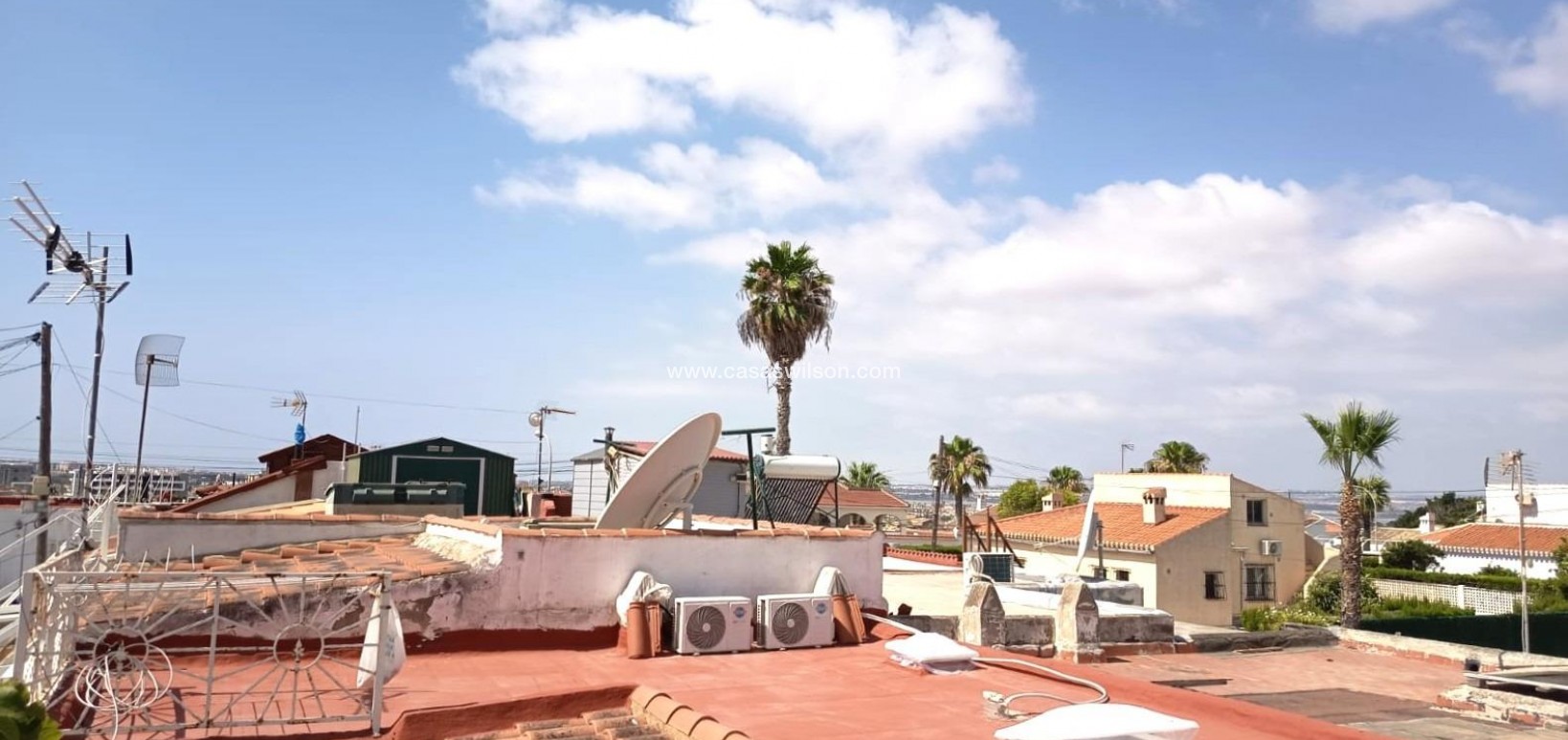 Sale - Bungalow - Torrevieja - Costa Blanca