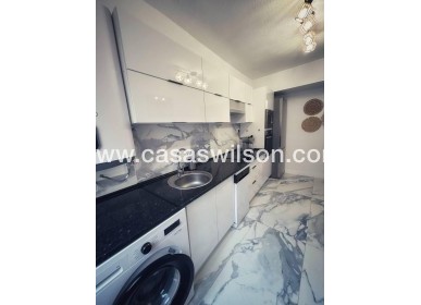Venta - Apartamento - Torrevieja - Centro