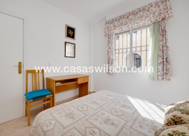 Sale - Bungalow - Torrevieja - Costa Blanca