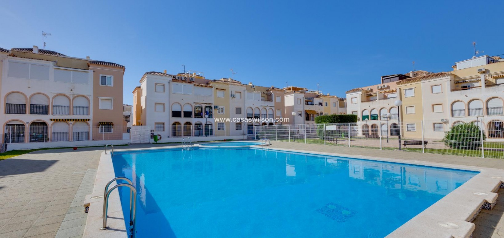 Sale - Bungalow - Torrevieja - Costa Blanca