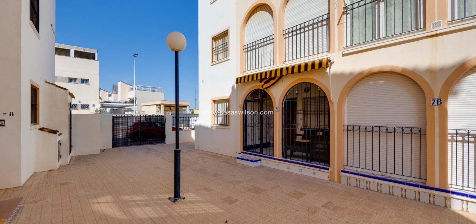 Sale - Bungalow - Torrevieja - Costa Blanca