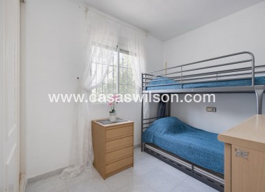 Sale - Bungalow - Torrevieja - El chaparral