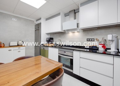 Sale - Townhouse - Torrevieja - Aguas Nuevas