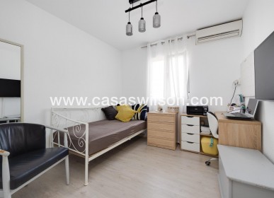 Sale - Townhouse - Torrevieja - Aguas Nuevas