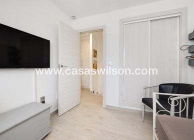 Sale - Townhouse - Torrevieja - Aguas Nuevas