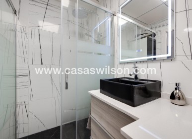 Sale - Townhouse - Torrevieja - Aguas Nuevas