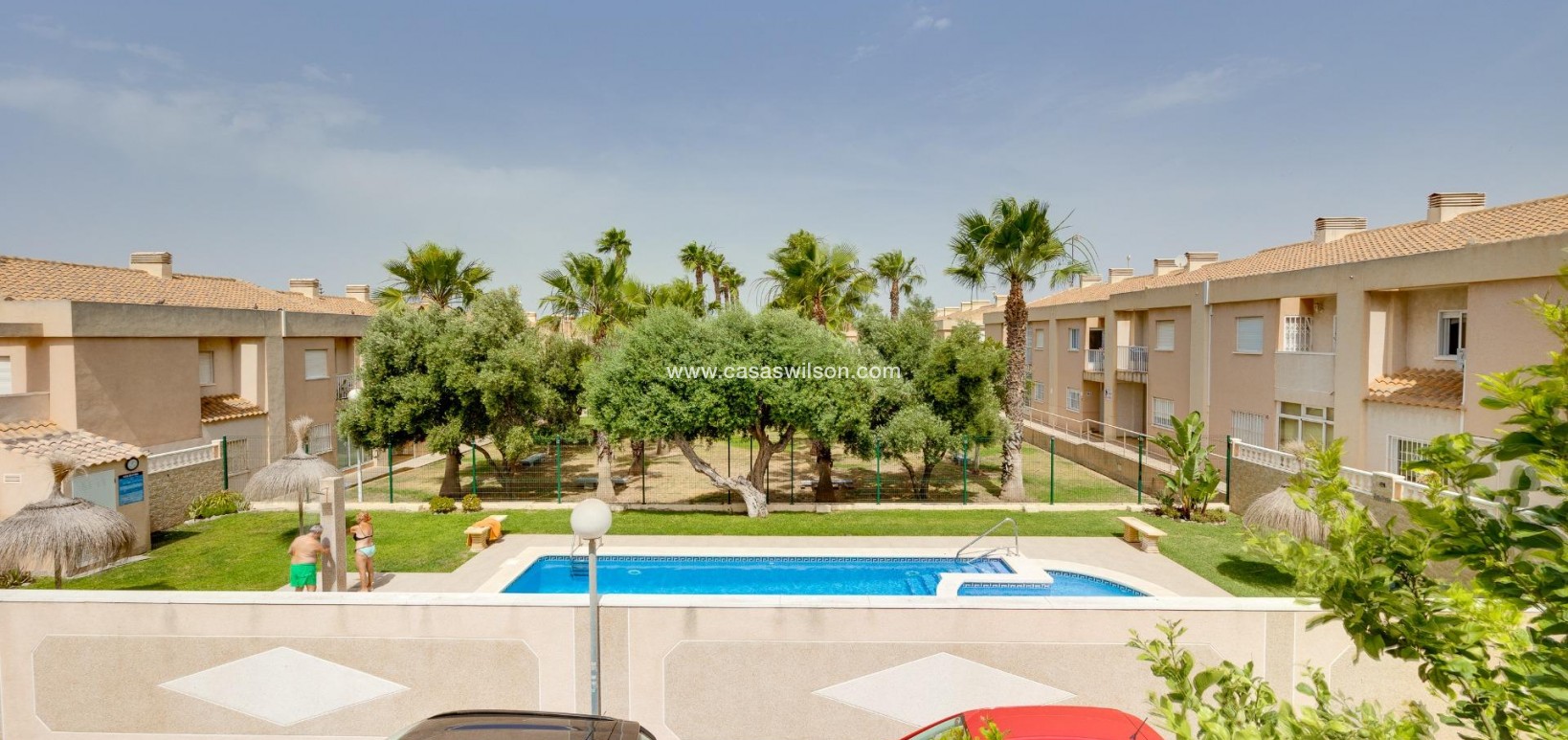 Sale - Townhouse - Torrevieja - Aguas Nuevas