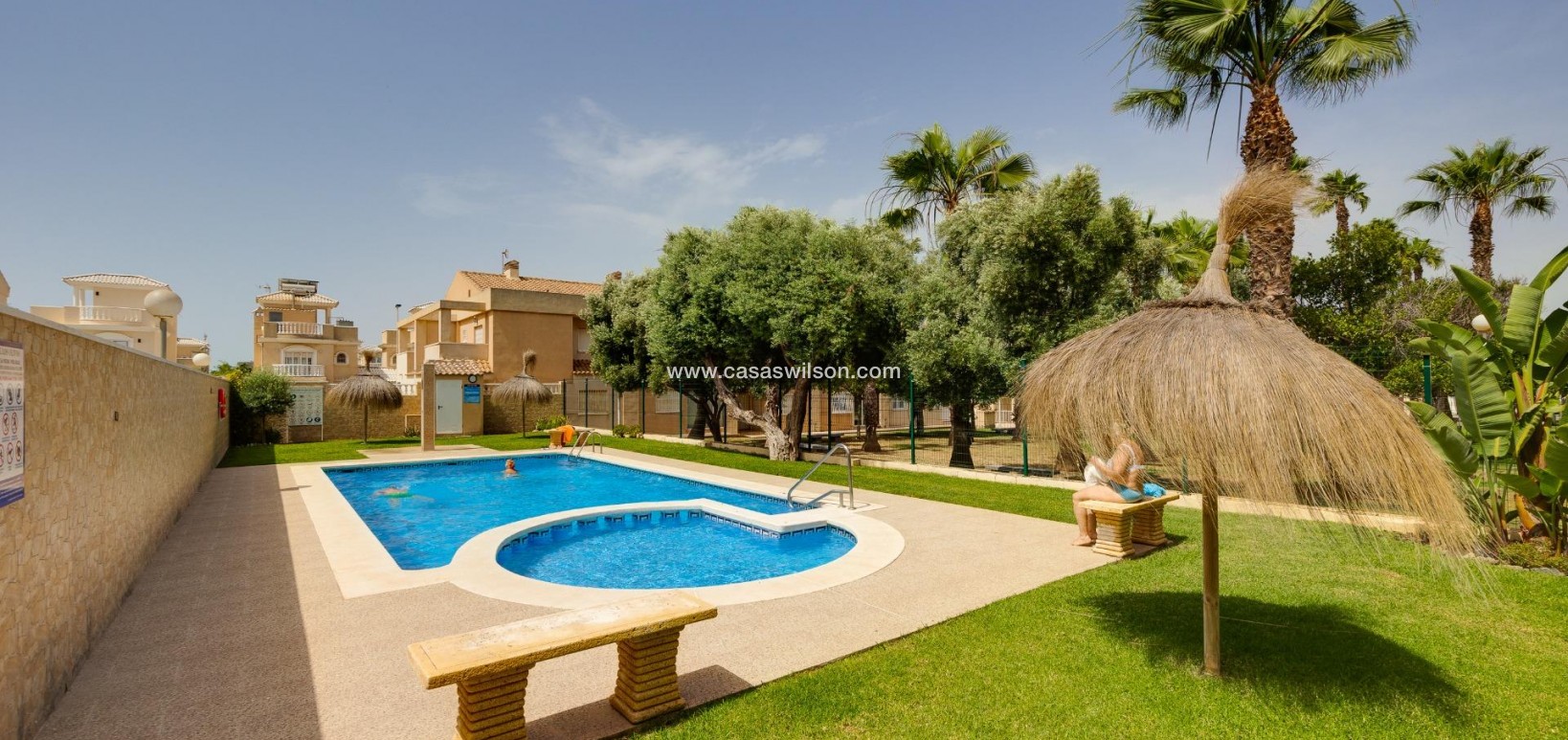 Sale - Townhouse - Torrevieja - Aguas Nuevas