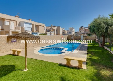 Sale - Townhouse - Torrevieja - Aguas Nuevas