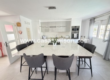 Sale - Villa - San Miguel de Salinas