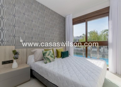 Nueva construcción  - Bungalow - Torrevieja - Los Balcones