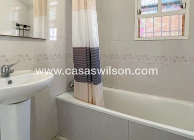 Sale - Bungalow - Orihuela Costa - Playa Flamenca