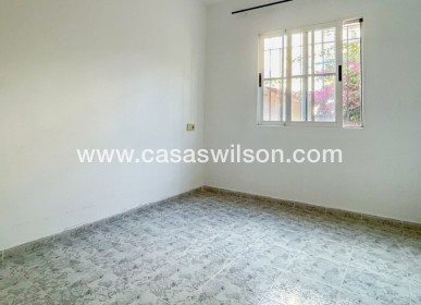 Sale - Bungalow - Orihuela Costa - Playa Flamenca