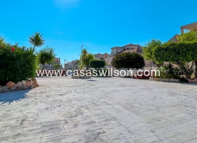 Sale - Bungalow - Orihuela Costa - Playa Flamenca