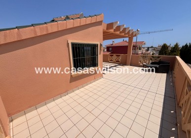 Sale - Villa - Urbanización Ciudad Quesada