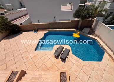 Sale - Villa - Urbanización Ciudad Quesada