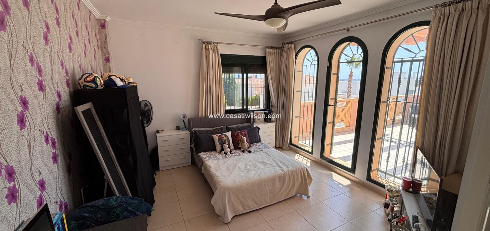 Sale - Villa - Urbanización Ciudad Quesada