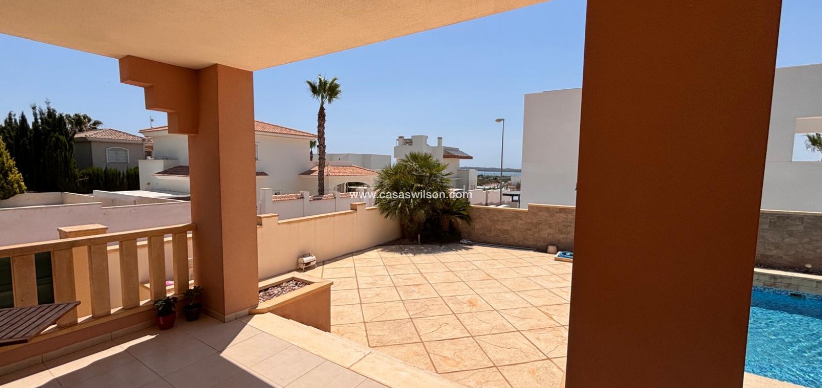 Sale - Villa - Urbanización Ciudad Quesada