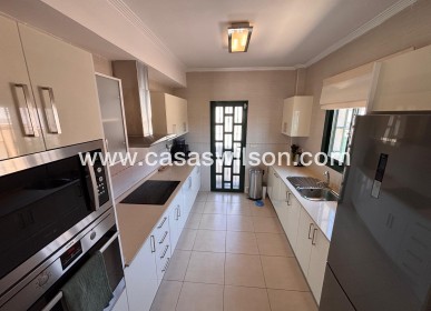 Sale - Villa - Urbanización Ciudad Quesada