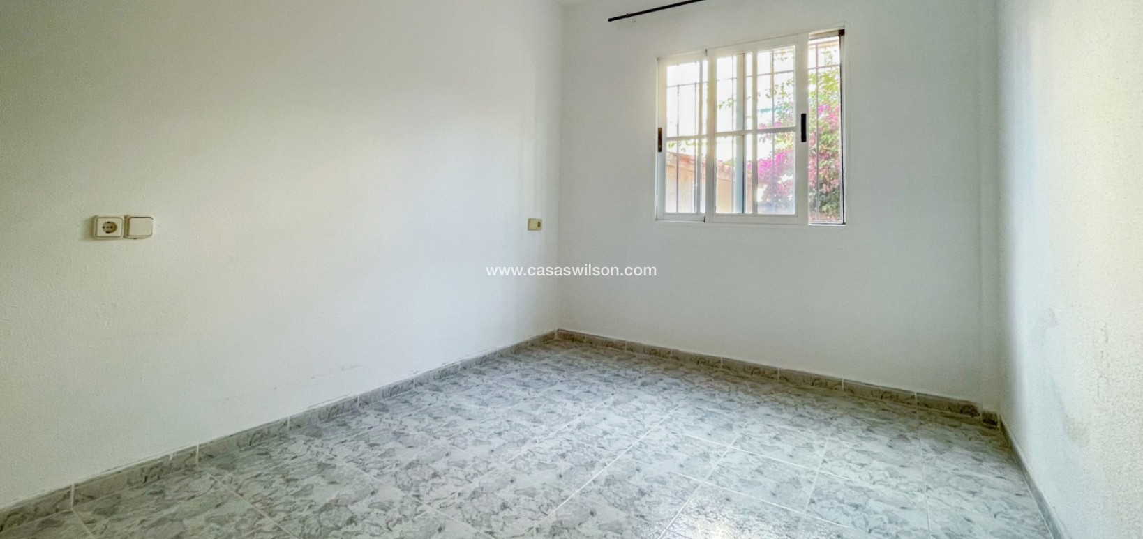 Sale - Bungalow - Orihuela Costa - Costa Blanca