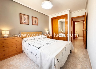 Sale - Bungalow - Torrevieja - Costa Blanca