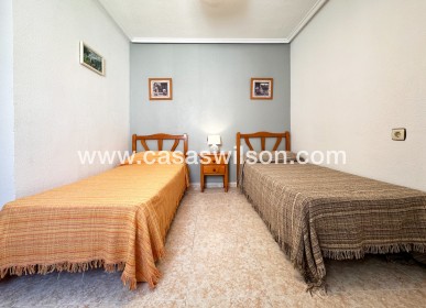 Sale - Bungalow - Torrevieja - Costa Blanca