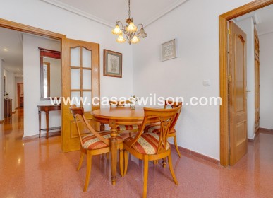 Sale - Appartement - Torrevieja - Paseo maritimo