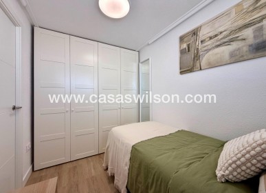 Sale - Appartement - Torrevieja - Habaneras