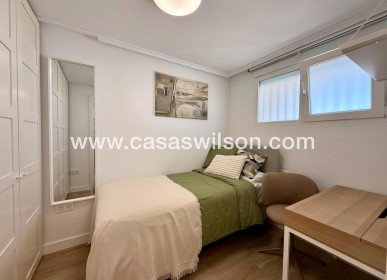 Sale - Appartement - Torrevieja - Habaneras
