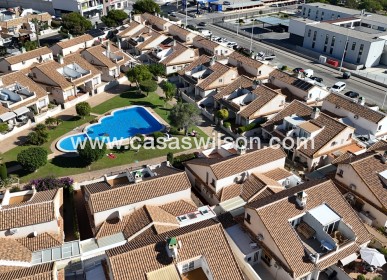 Sale - Bungalow - La Zenia - Costa Blanca
