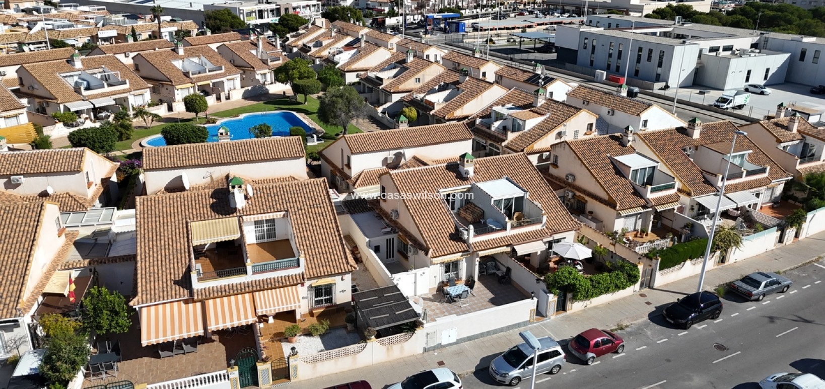 Sale - Bungalow - La Zenia - Costa Blanca