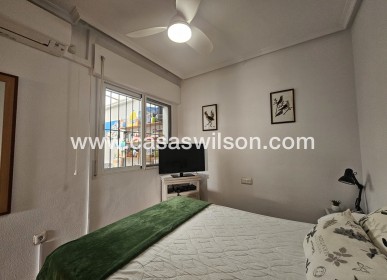 Sale - Bungalow - La Zenia - Costa Blanca