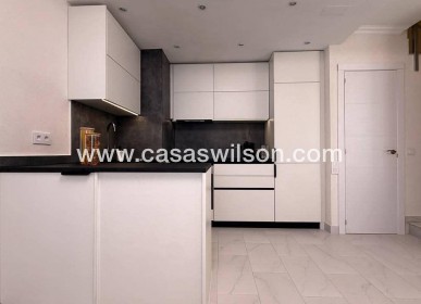 Sale - Townhouse - Torrevieja - Calas blanca