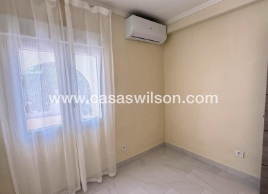 Sale - Townhouse - Torrevieja - Calas blanca